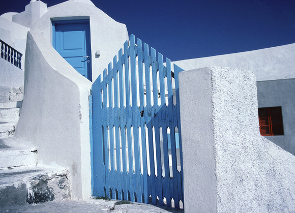 Blue Gate, Santorini